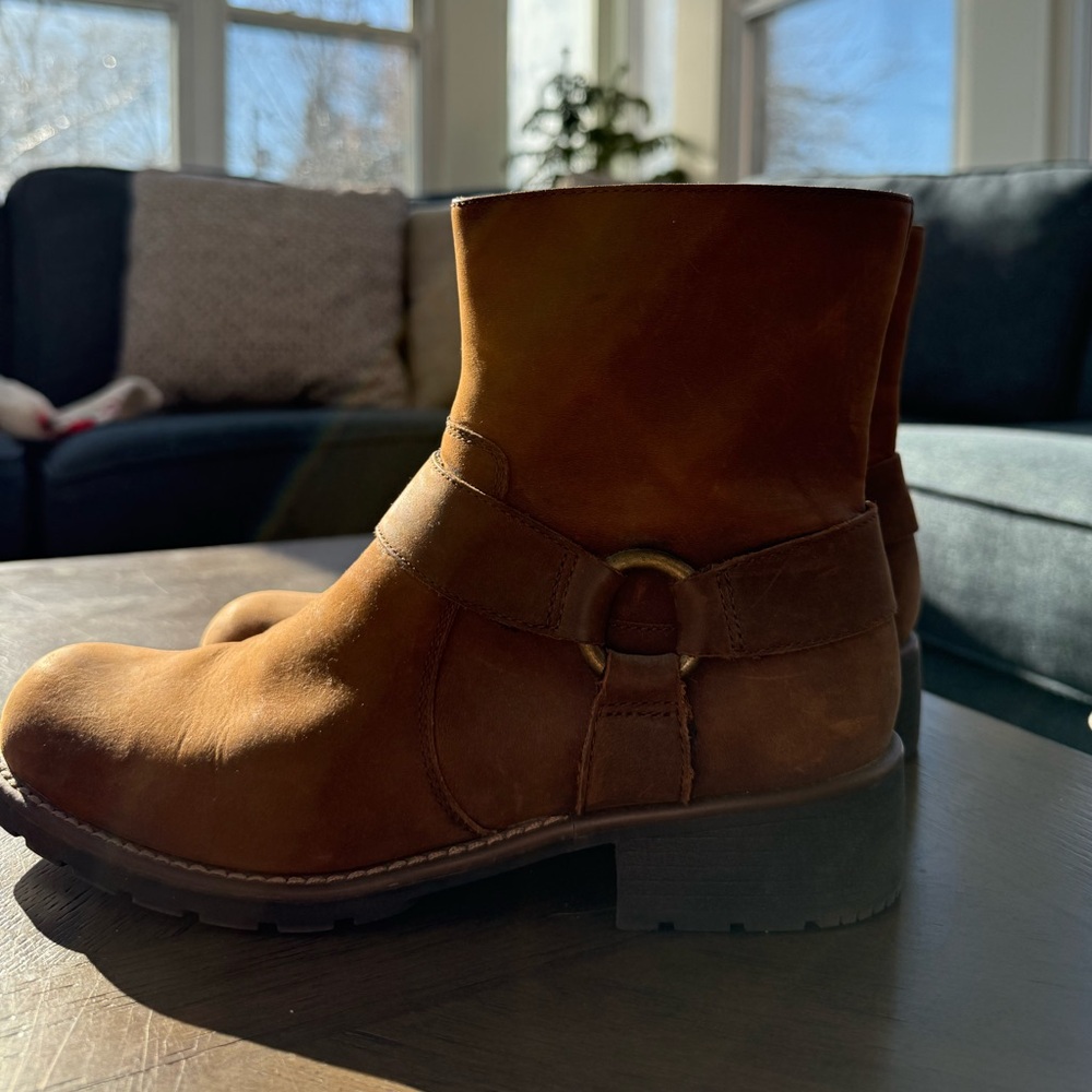Women’s Clarks Brown Ankle Boots with Gold Buckle Size 7
